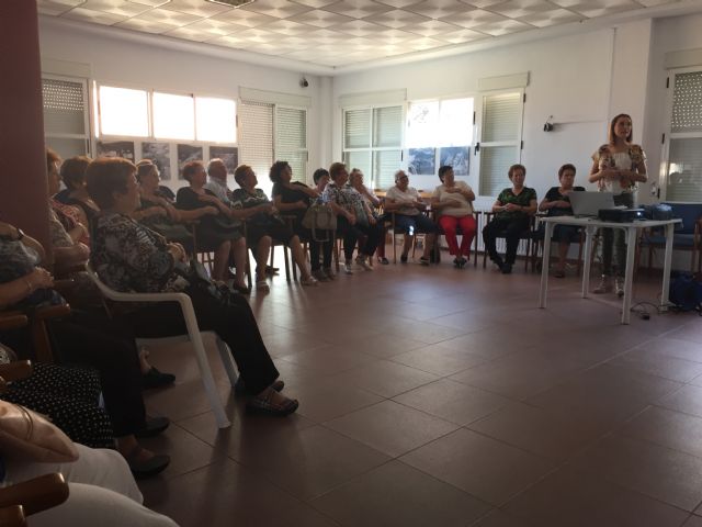 Taller de relajación para personas mayores en Moratalla - 1, Foto 1