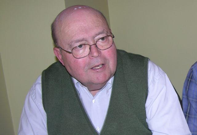 IU-V propone que el paseo frente el colegio sagrado corazón lleve el nombre de Domingo Munuera Rico - 1, Foto 1