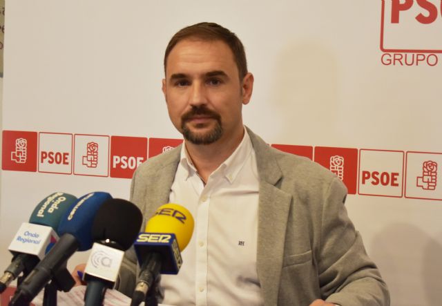 El PSOE pide que se consensue la decisión de abrir los comercios en San Clemente con todos los colectivos afectados - 1, Foto 1