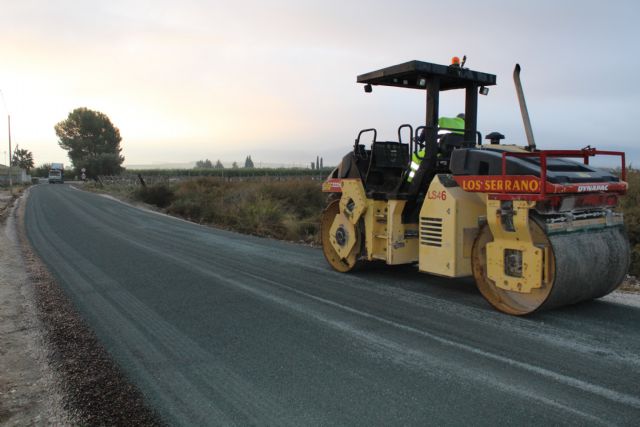 Finalizan las obras de acondicionamiento del firme del camino de Román - 3, Foto 3