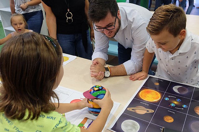 El proyecto “Tecnonando” en memoria de Fernando Martínez es una realidad en el colegio Carlos V - 3, Foto 3
