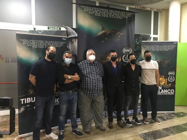 Multicines El Hornillo acoge la presentación del documental Tiburón blanco. Leyenda del Mediterráneo - 1, Foto 1