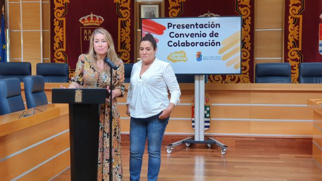 El Ayuntamiento de Molina de Segura y la asociación ADAHÍ firman un convenio para la ayuda a personas afectadas por TDAH en 2022 - 3, Foto 3