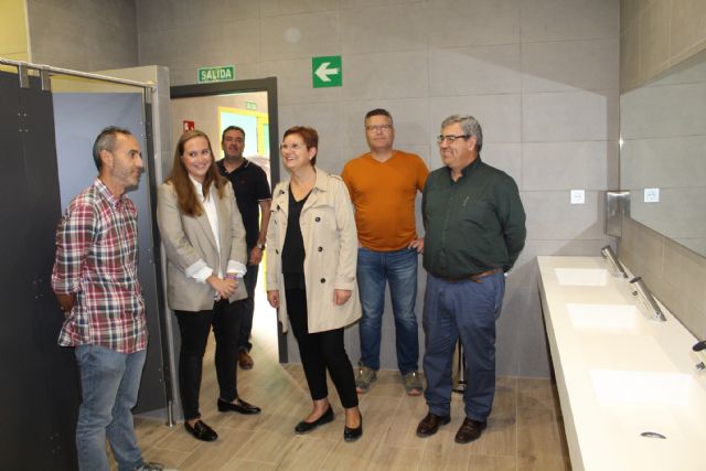 Finalizan las obras del nuevo edificio de vestuarios y aseos del Polideportivo La Hoya - 4, Foto 4