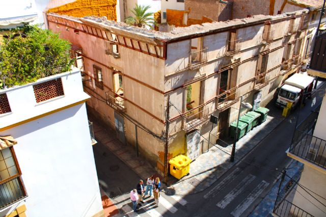 El alcalde anuncia un plan para la reedificación forzosa de un centenar de solares vacíos del casco antiguo de Lorca - 2, Foto 2