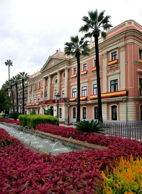Murcia se engalana para celebrar el Día de la Hispanidad - 1, Foto 1