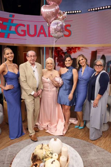 ¡Primicia! “Desiguales” le cumple el sueño de 15 años a la Dra. Nancy Álvarez en vivo por Univision - 4, Foto 4