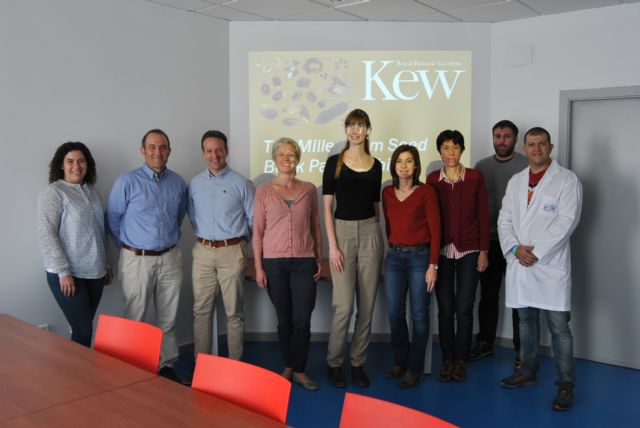 El líder mundial en conservación botánica visita el Instituto de Biotecnología Vegetal de la UPCT - 1, Foto 1