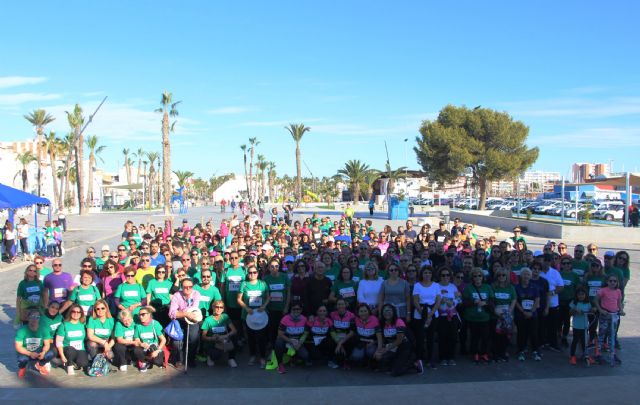 La V Jornada de Mujer y Deporte recauda 2.410 euros para la lucha contra el cáncer - 1, Foto 1