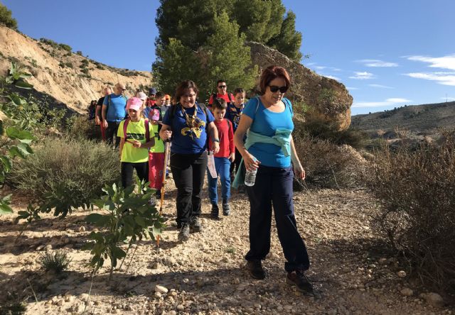 Cerca de 200 participantes en la jornada en familia para disfrutar de las mejoras de los senderos de la Rambla Salada - 4, Foto 4