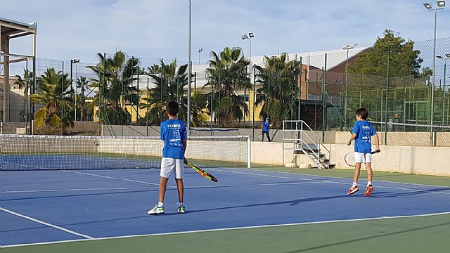 Victoria del Club de Tenis Kuore de Totana frente a la Escuela de Tenis de la Alcayna en la 2º jornada de Liga Regional Interescuelas 2018/2019, Foto 4