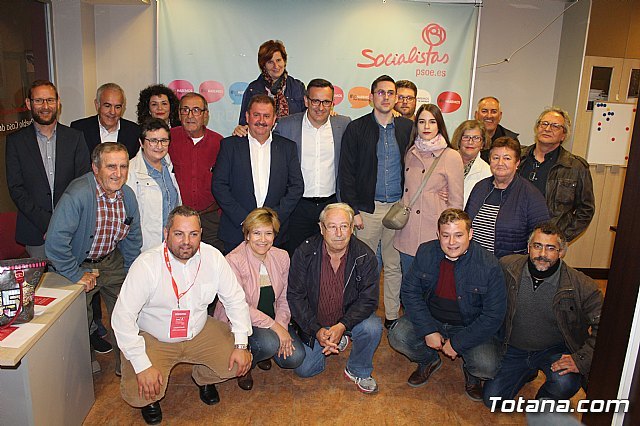 Resultados primarias PSOE. Andrés García: 48 votos / Víctor Balsas: 47 votos, Foto 1