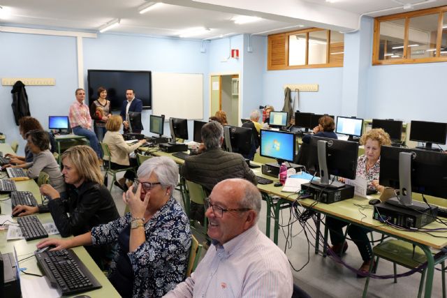 El Centro de Educación de Personas Adultas comienza su curso 2019-20 en Las Torres de Cotillas - 3, Foto 3