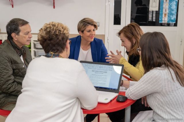 El Ayuntamiento toma nota sobre el proyecto de ASTEAMUR de ampliar el antiguo colegio de Villalba como espacio para la asociación - 1, Foto 1