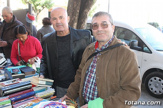 Celebrada en Totana, la 27ª edición anual del Mercadillo Solidario a favor de las Misioneras Combonianas, Foto 4