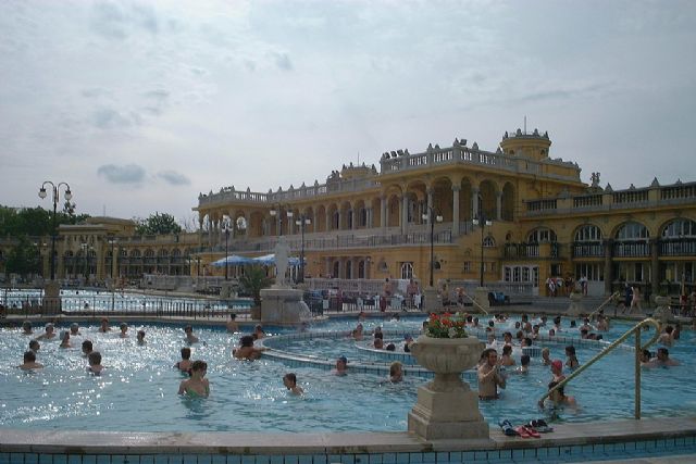 Las 6 ciudades balneario de Europa que no te puedes perder y cómo tener el tuyo propio en tu casa - 3, Foto 3