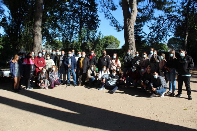 PMEF ‘Instalación y mantenimiento de jardines y zonas verdes’ - 1, Foto 1