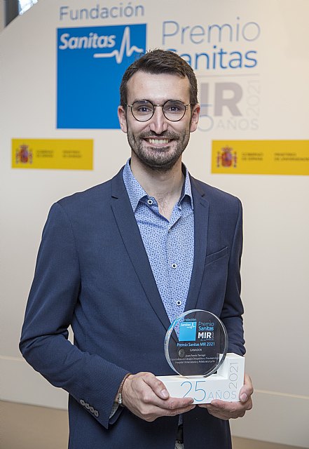 Joan Ferras, cirujano ortopédico del Hospital Universitario y Politécnico la Fe de Valencia, ganador del Premio Sanitas MIR 2021 - 3, Foto 3