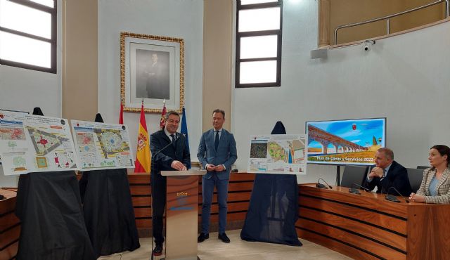 El Ayuntamiento de Alcantarilla y la Comunidad renovarán en 2023 las plazas de España y Don Quijote de la Mancha - 1, Foto 1