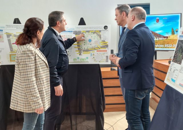 El Ayuntamiento de Alcantarilla y la Comunidad renovarán en 2023 las plazas de España y Don Quijote de la Mancha - 3, Foto 3