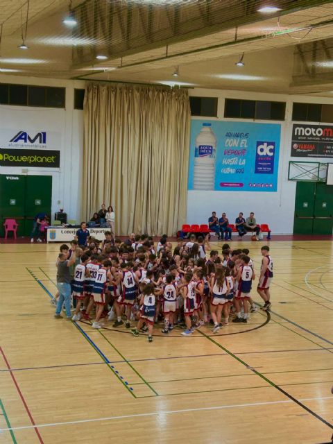 El CB Sierra Espuña brilla en un intenso fin de semana con victorias destacadas y la presentación oficial de sus equipos - 2, Foto 2
