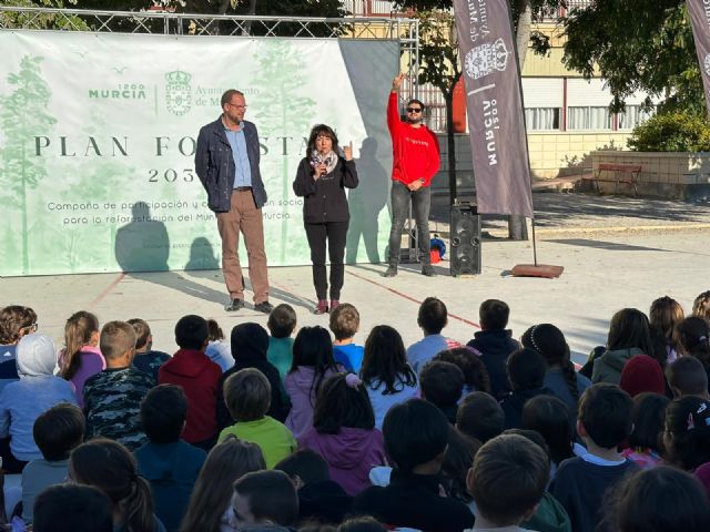 El Plan Foresta contribuye a que el CEIP Virgen de Guadalupe estrene nuevo arbolado - 2, Foto 2