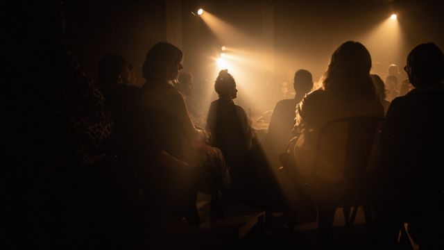 Los espacios escénicos municipales reciben esta semana a Miguel Ríos y acogen obras teatrales como Caperucita en Manhattan y la argentina Gaviota - 1, Foto 1