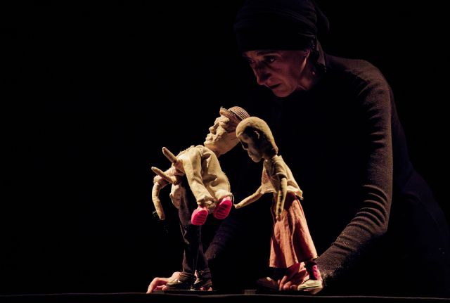 Los espacios escénicos municipales reciben esta semana a Miguel Ríos y acogen obras teatrales como Caperucita en Manhattan y la argentina Gaviota - 2, Foto 2