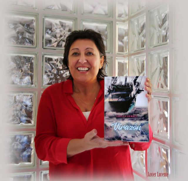 Lola Gutierrez presenta en el Luzzy su novela Virazon - 1, Foto 1