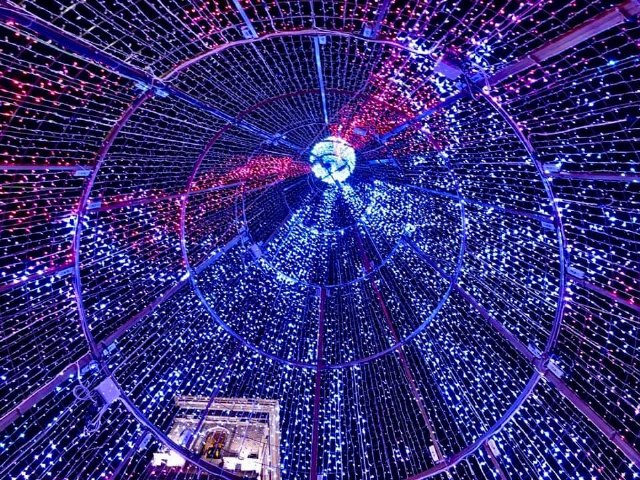 Podemos-Equo : Ballesta nos ha metido en una ridícula competición por ser la ciudad más iluminada y decorada en Navidad - 1, Foto 1