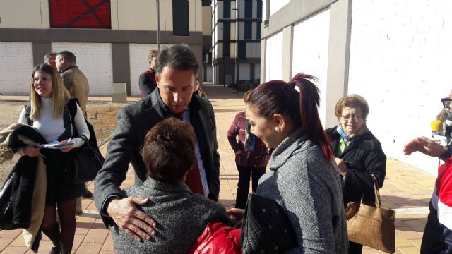 El PP exige transparencia al actual alcalde para adjudicar los 59 pisos del Ayuntamiento en el barrio de San Fernando - 1, Foto 1