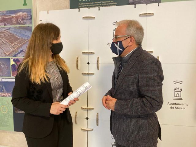 42 taxistas recibirán 160.000 euros para financiar el incremento de coste de sus vehículos adaptados a personas con movilidad reducida - 1, Foto 1