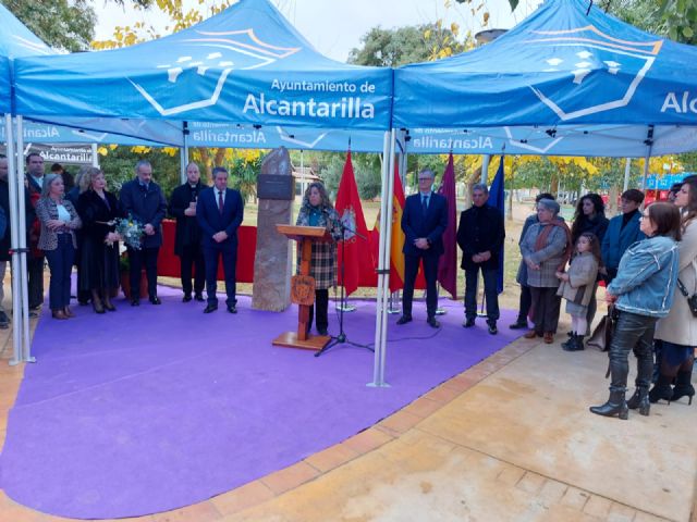 Una placa en el Parque de Aviación recuerda a los vecinos de Alcantarilla que fueron víctimas de ETA - 3, Foto 3