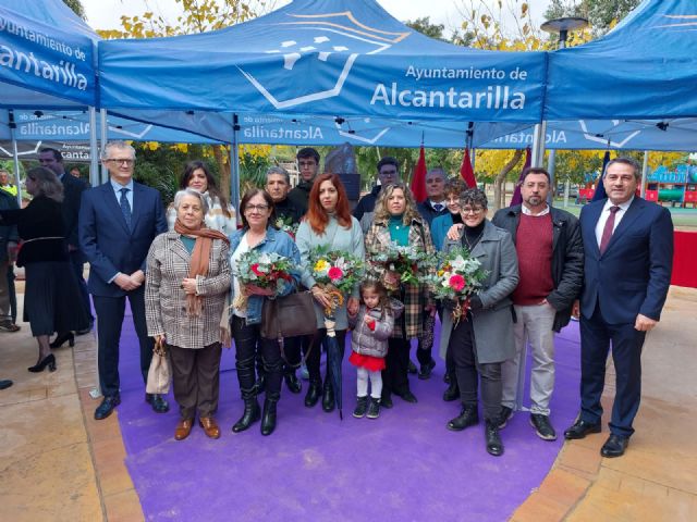 Una placa en el Parque de Aviación recuerda a los vecinos de Alcantarilla que fueron víctimas de ETA - 4, Foto 4