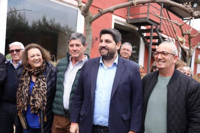 El presidente regional Fernando López Miras con el PP de Las Torres de Cotillas en su jornada de convivencia navideña - 3, Foto 3