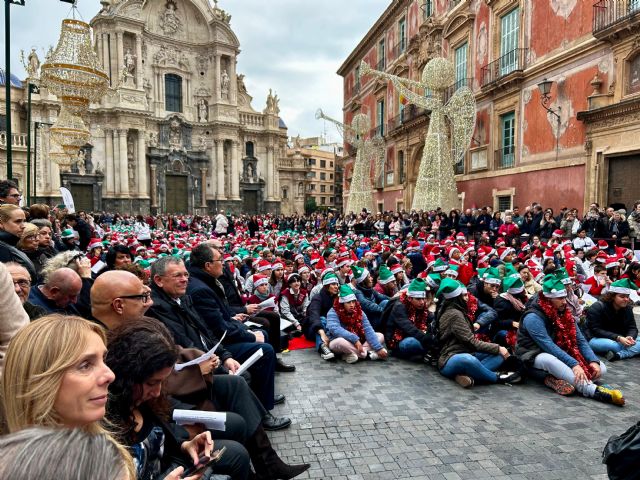 Más de 1.400 niños unen sus voces para cantar a la Navidad de Murcia en el II Encuentro Municipal de Coros Infantiles - 3, Foto 3