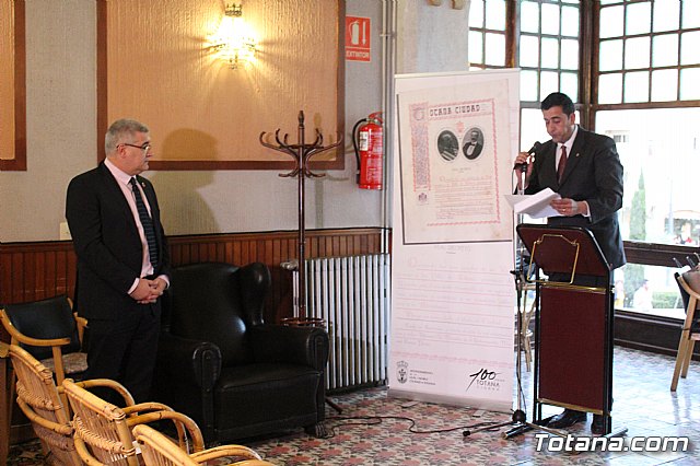 Totana acogi una Conferencia Institucional de la Unin Monrquica de España - 8