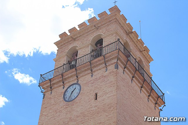 Se coloca la imagen corporativa del Centenario de la Ciudad en 6 taxis y 35 vehculos municipales para promocionar este evento histrico y cultural - 1
