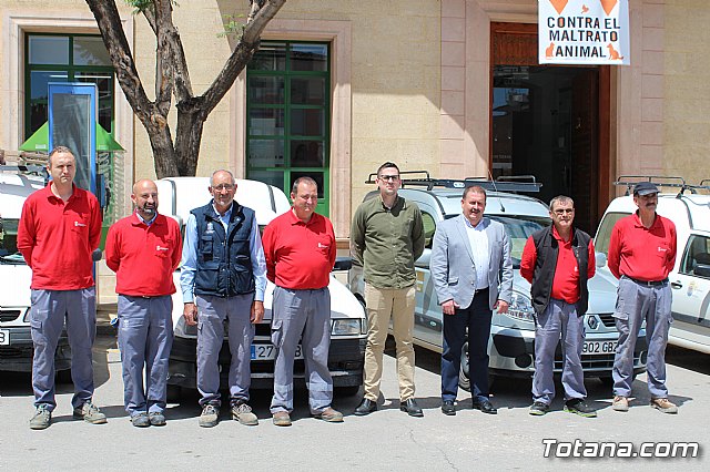Se coloca la imagen corporativa del Centenario de la Ciudad en 6 taxis y 35 vehculos municipales para promocionar este evento histrico y cultural - 9