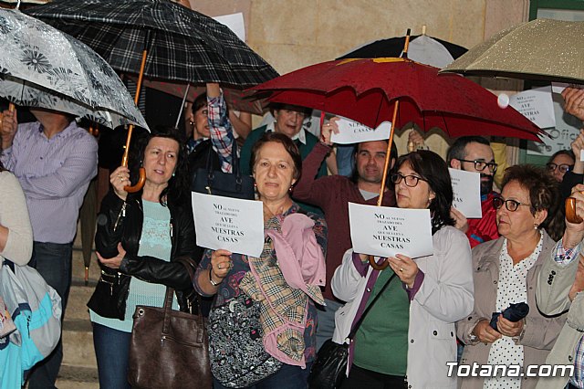 Concentracin contra el trazado del Ave (09/05/2018) - 14