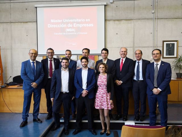 Acto de Clausura de sus Estudios de Mster del curso acadmico 2017/2018 - 2