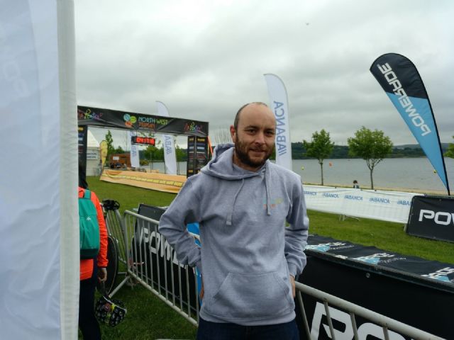 Juan Snchez, del Club Totana Triatln, consigue finalizar la prueba de distancia Ironman - 3