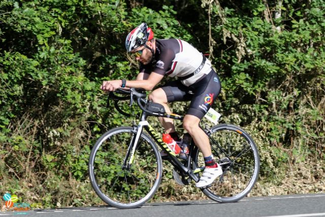 Juan Snchez, del Club Totana Triatln, consigue finalizar la prueba de distancia Ironman - 6