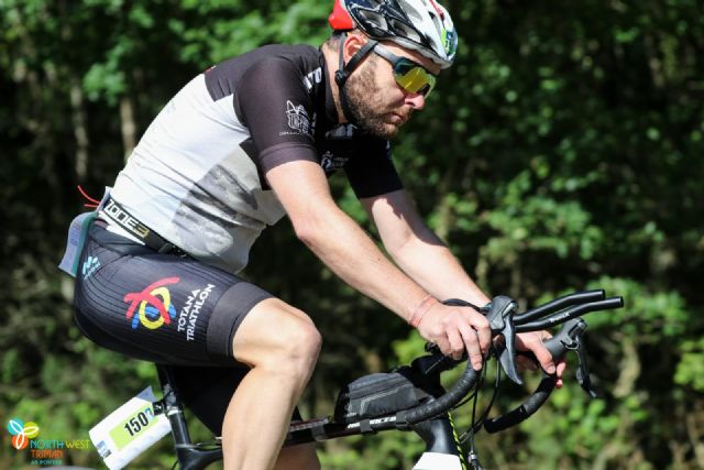 Juan Snchez, del Club Totana Triatln, consigue finalizar la prueba de distancia Ironman - 7