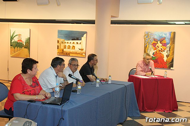 Gran aceptacin de la mesa redonda titulada “La llegada de la democracia a Totana contada por sus protagonistas. Las primeras elecciones democrticas” - 1