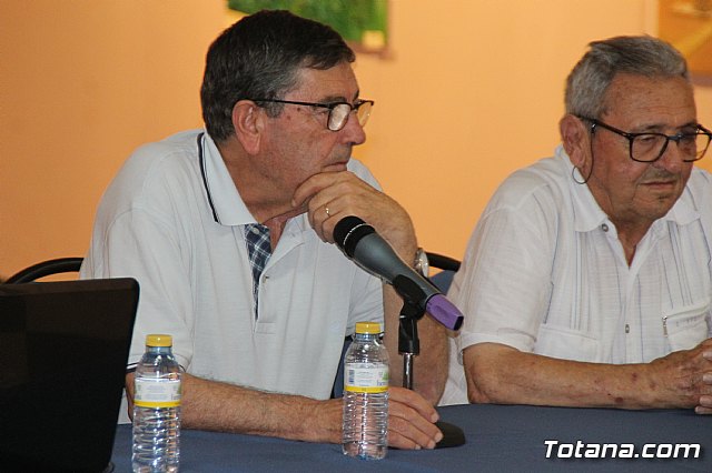 Gran aceptacin de la mesa redonda titulada “La llegada de la democracia a Totana contada por sus protagonistas. Las primeras elecciones democrticas” - 9