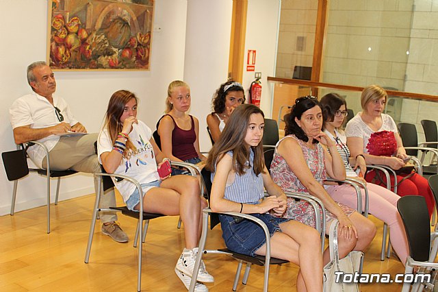 Se entregan los II Premios de Excelencia Acadmica del curso 2016/2017 a los alumnos de la ESO y Bachillerato del IES 