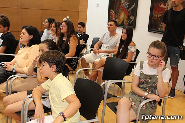 El Ayuntamiento realiza un reconocimiento institucional a los escolares de los distintos centros educativos de Totana que han obtenido buenos resultados en el programa regional de Deporte Escolar - 13