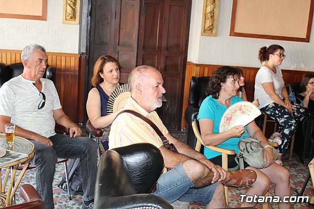 Unicornios Urbanos, de Adrin Molino - 5