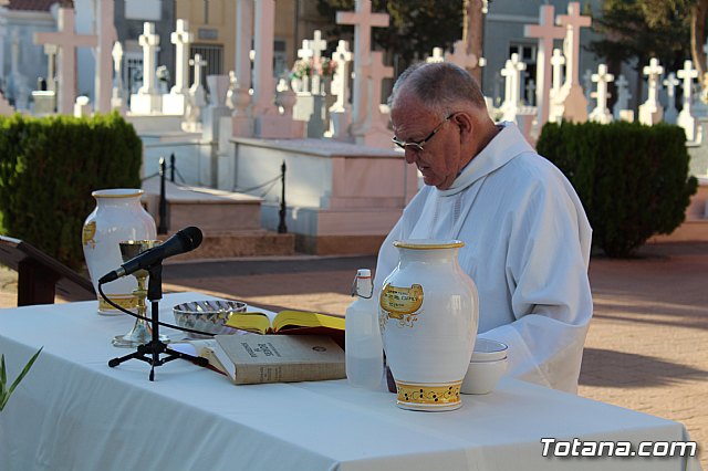 Tradicional Misa en el Cementerio Municipal “Nuestra Sra. del Carmen” con motivo de la festividad de la Virgen del Carmen - 7